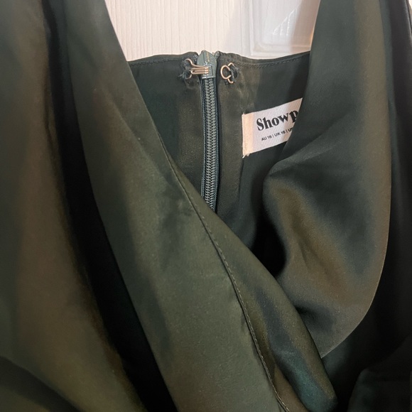 Emerald dress - Picture 7 of 16